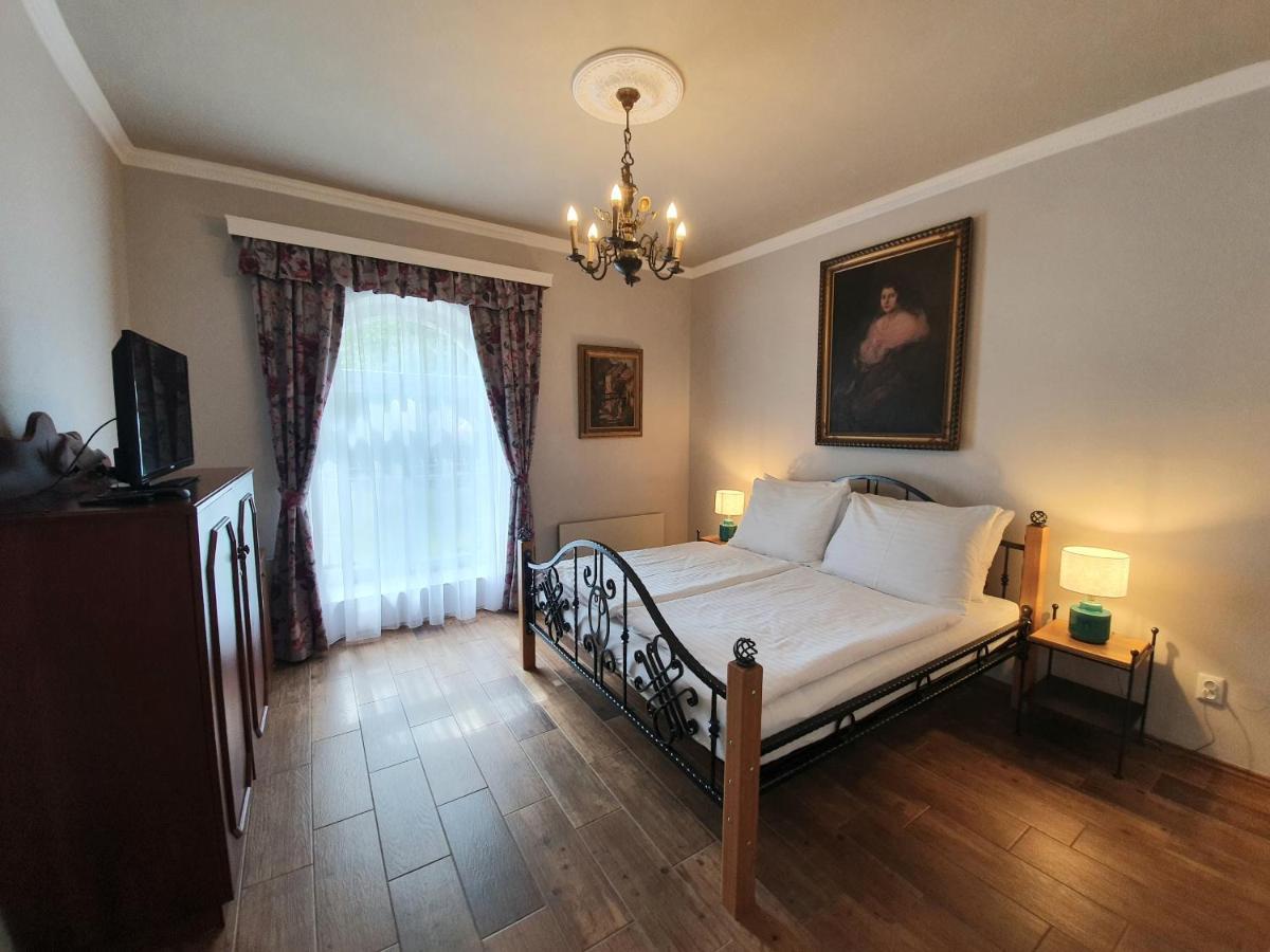 Lesni Hotel Perslak Nová Bystřice Zewnętrze zdjęcie
