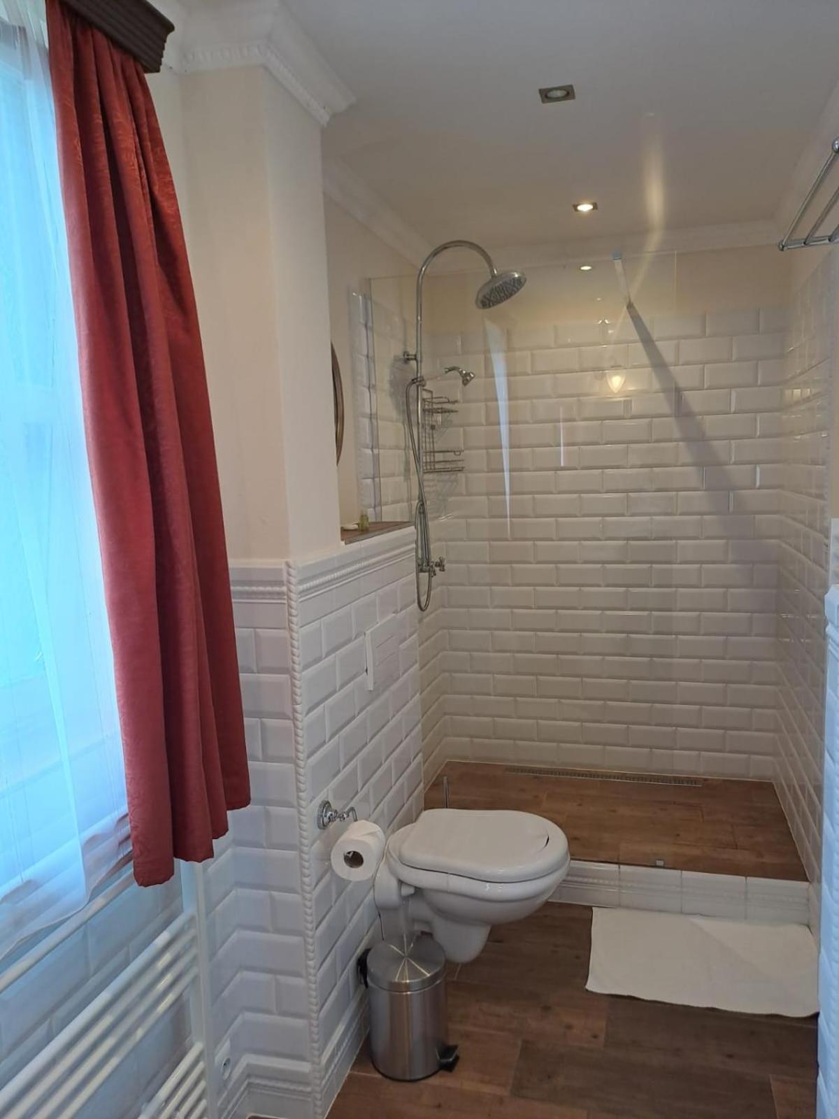 Lesni Hotel Perslak Nová Bystřice Zewnętrze zdjęcie